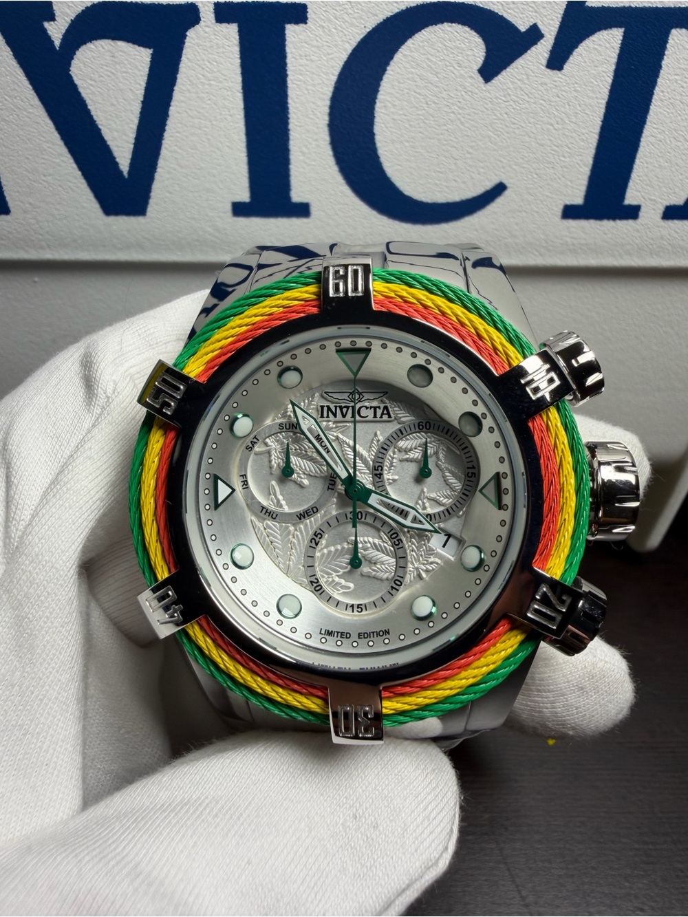 Invicta Bolt Zeus One Love (27496)